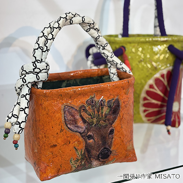 極彩色の妙 彩りの一閑張りバッグと手組の組紐